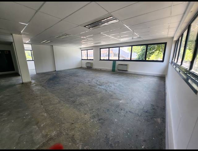 313M² RETAIL TO LET IN RANDJESPARK